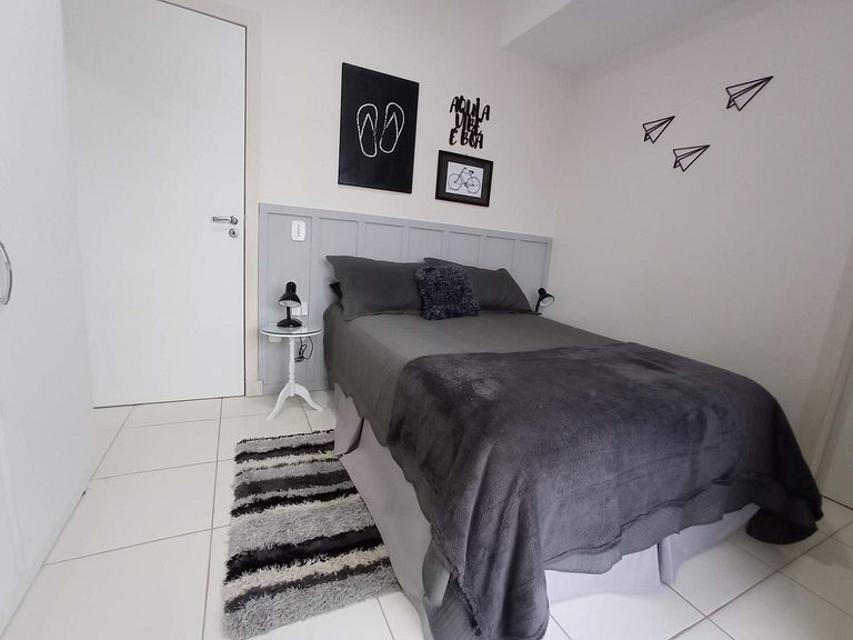Apartamento para aluguel de temporada Bombas - SC - Ed. Icar