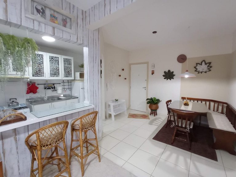 Apartamento para aluguel de temporada Bombas - SC - Ed. Icar