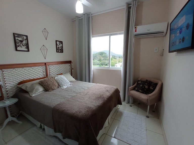 Apartamento para aluguel de temporada Bombas - SC - Ed. Icar