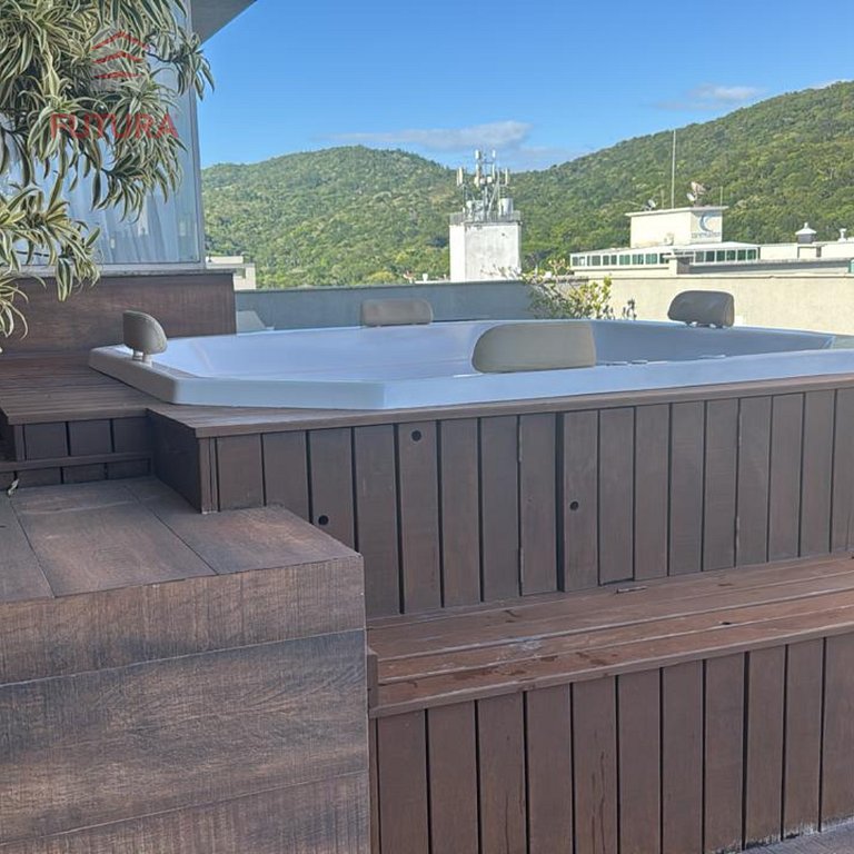 Cobertura Duplex para Locação de Temporada Bombinhas