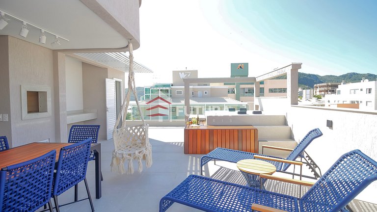 Cobertura duplex 02 dormitórios em Canto Grande;