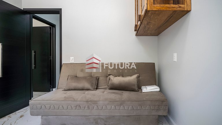 Casa com 03 dormitórios - Praia do Zimbros