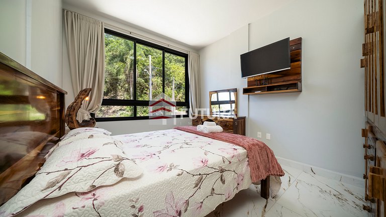 Casa com 03 dormitórios - Praia do Zimbros