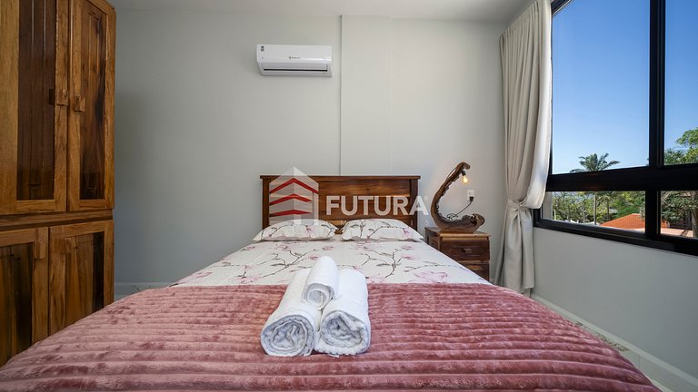 Casa com 03 dormitórios - Praia do Zimbros