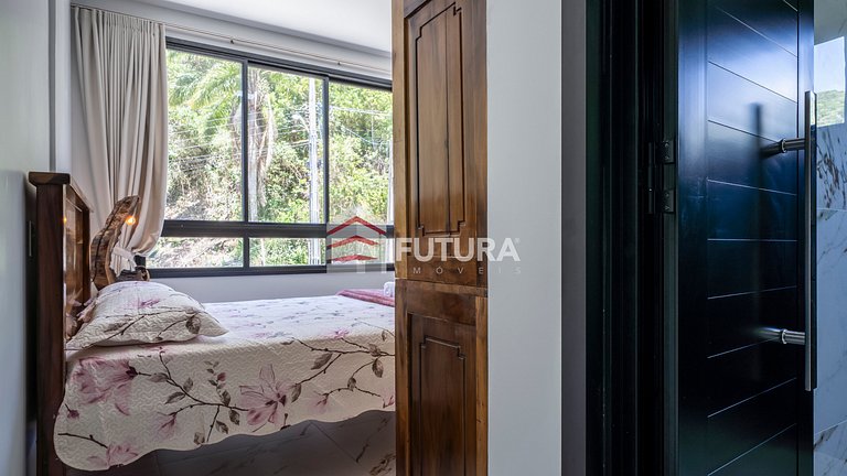 Casa com 03 dormitórios - Praia do Zimbros