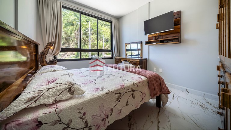 Casa com 03 dormitórios - Praia do Zimbros