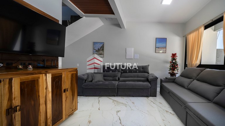 Casa com 03 dormitórios - Praia do Zimbros