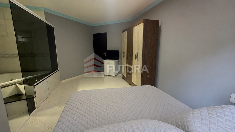 Casa com piscina 4 dormitórios - LC003EF