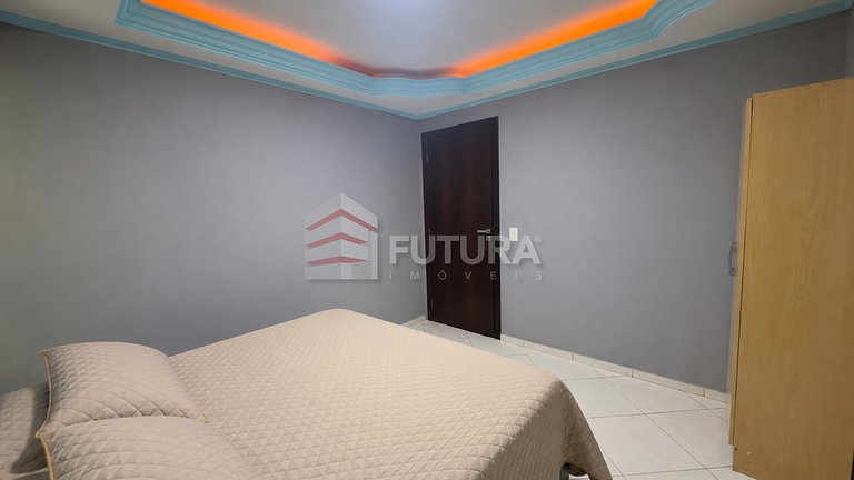 Casa com piscina 4 dormitórios - LC003EF