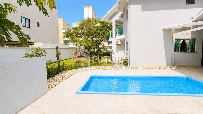 Casa com piscina 4 dormitórios - LC003EF