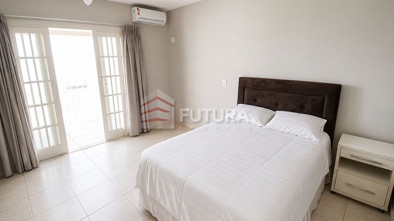 Aluguel de Temporada em Bombas / Bombinhas – Casa Beira-Mar