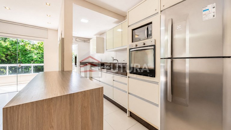 Apartamento Centro de Bombinhas para Temporada - 2 quartos L