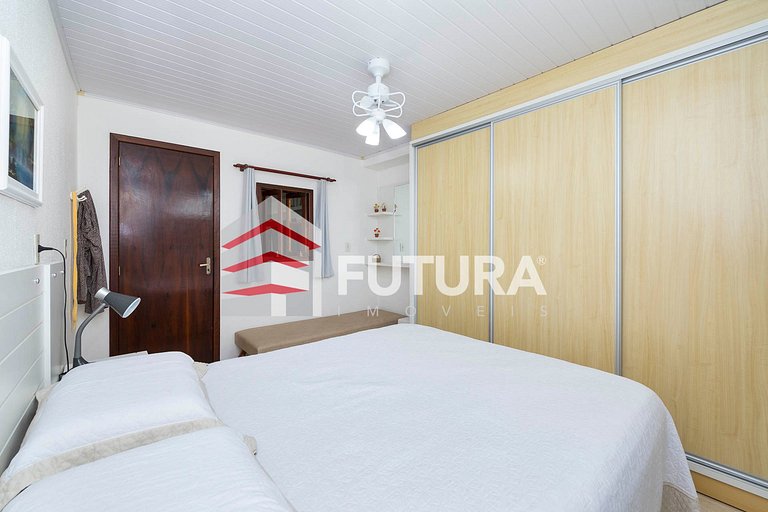 Casa para aluguel de temporada  em Bombas/Bombinhas - SC